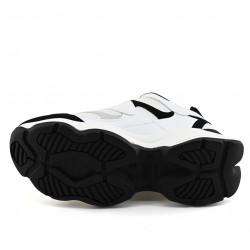 ZAPATILLA ACORDONADA